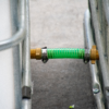 ibc-container-wit-1000L-gereinigd-palet-metaal-kunststof-detail-koppelkit07-1200x800-1.png