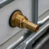 ibc-container-wit-1000L-gereinigd-palet-metaal-kunststof-detail-tulle.webp