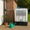 Witte IBC gemakkelijk om de inhoud van uw 1000 liter watertank te zien _ waterpomp (1)